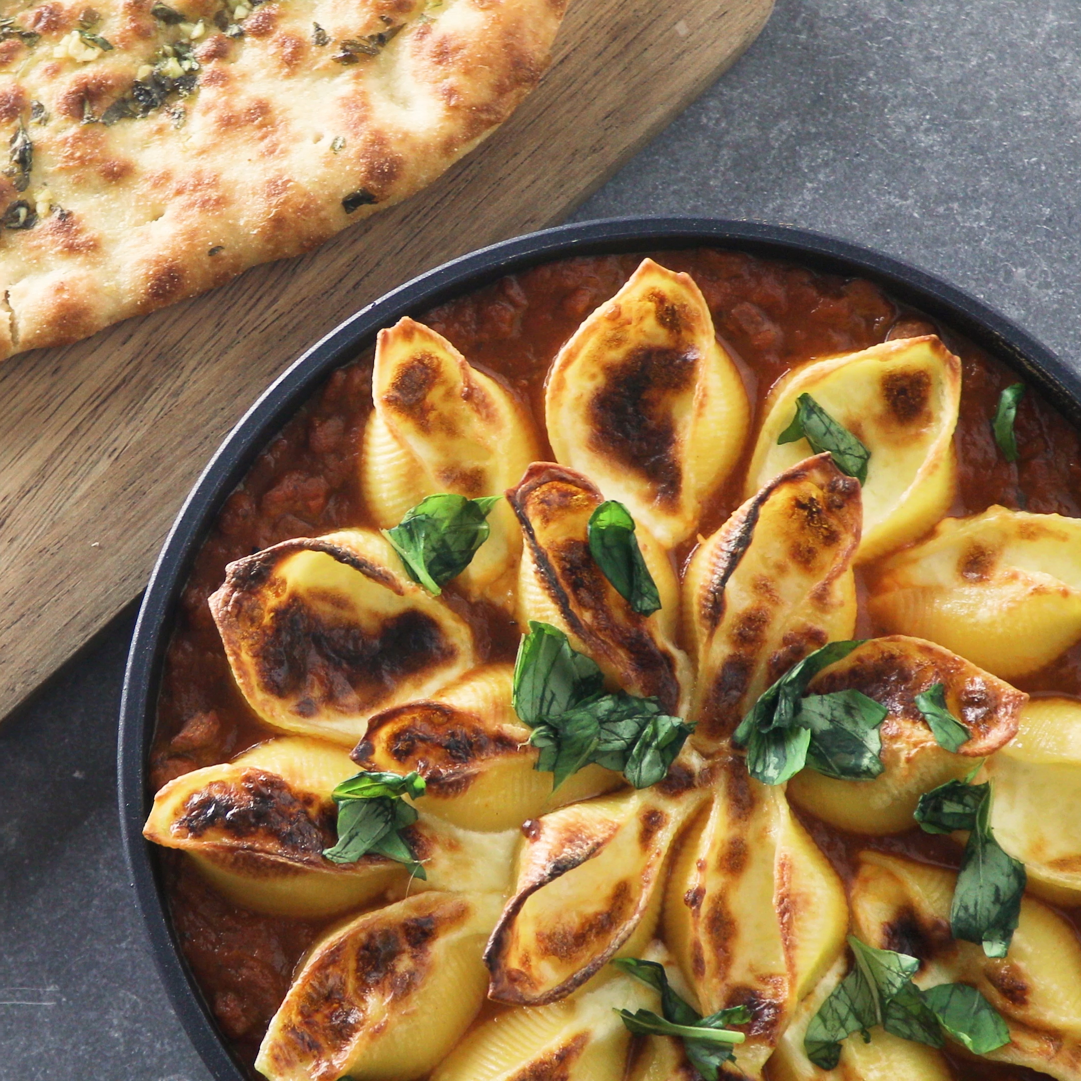 Filled pasta shells