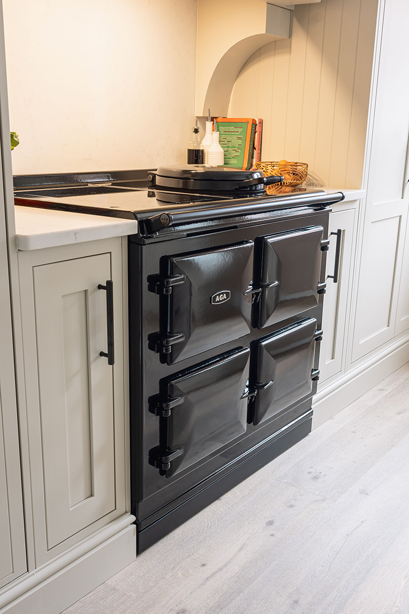 AGA Black Edition