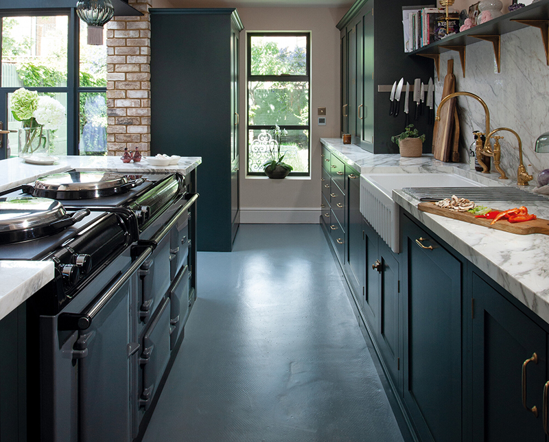 AGA eR3 160 in a kitchen island