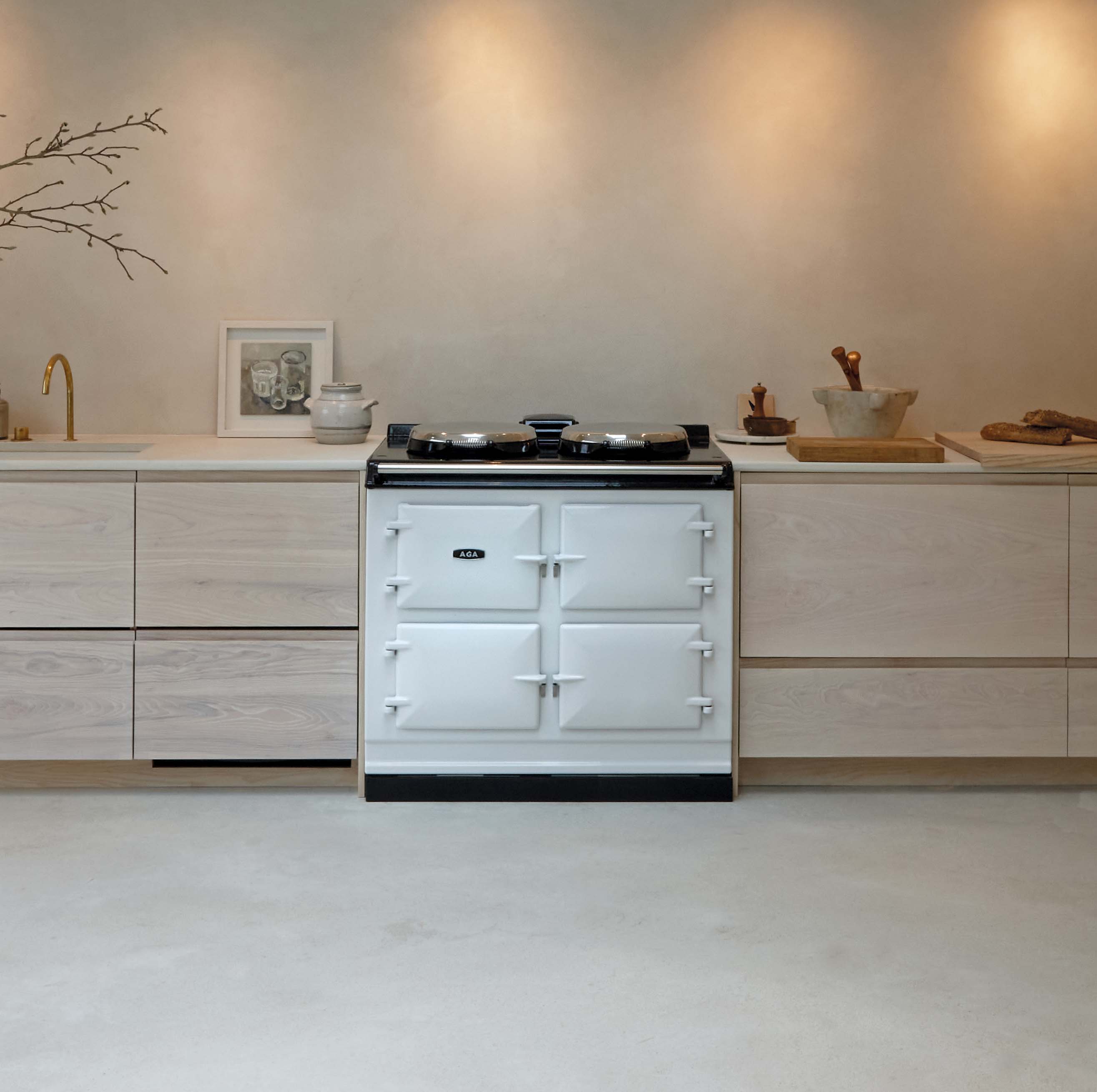 AGA eR7 in White