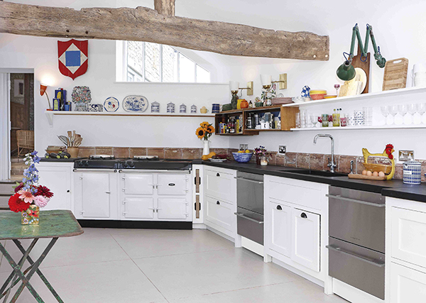 Sarah Moore kitchen with AGA eR3 Series 160 in White