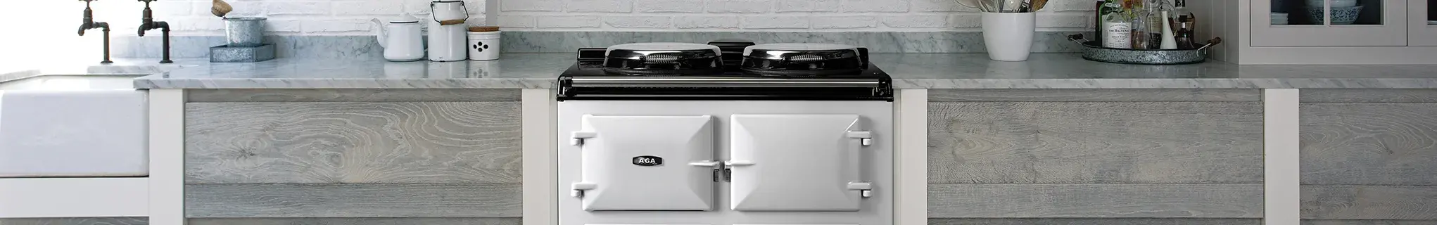 AGA 7 Series 100 in White with grey kitchen cabinets