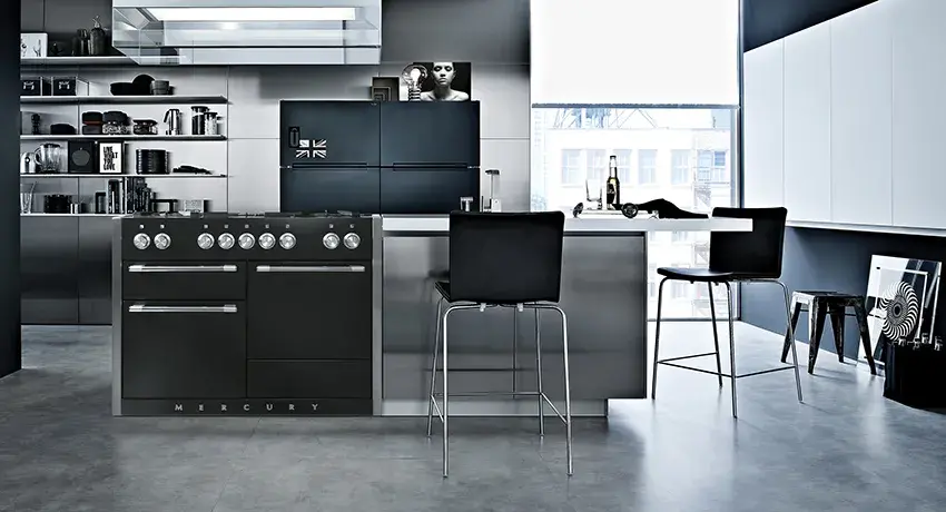 Mercury 1200 in Black