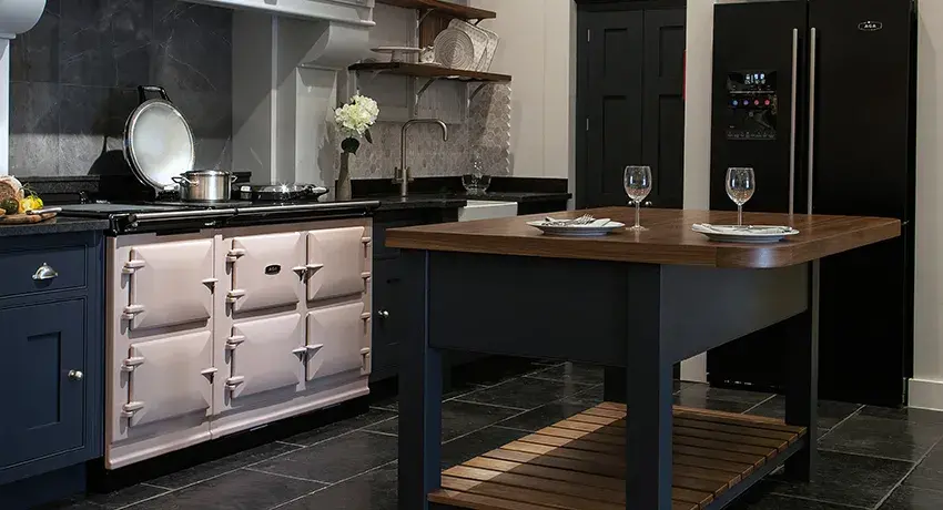AGA Signature (formerly known as ER7) cooker in Blush 