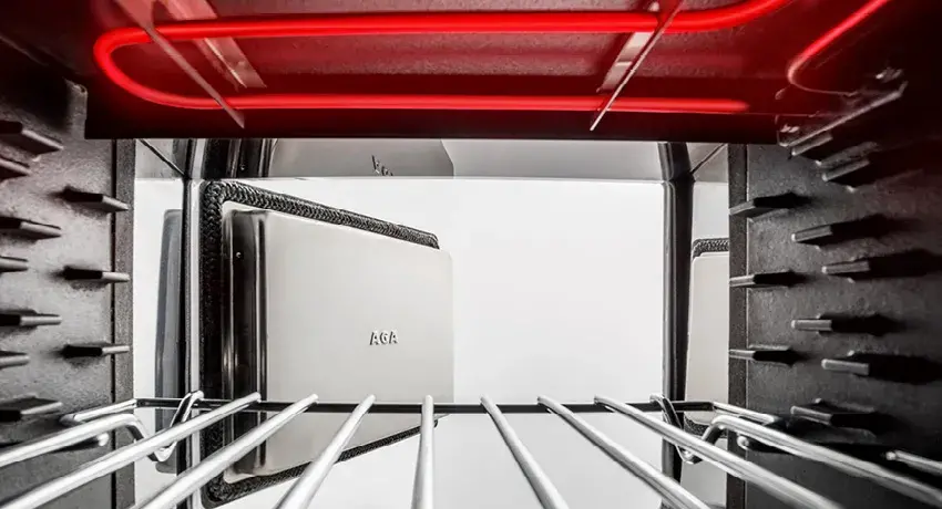 Integrated Grill in the AGA eR7i