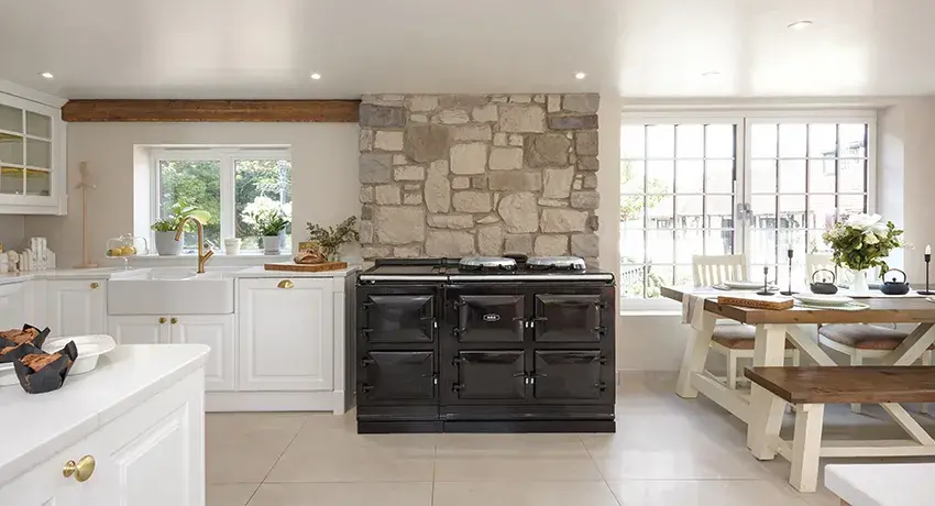 AGA eR7 150 in Black 