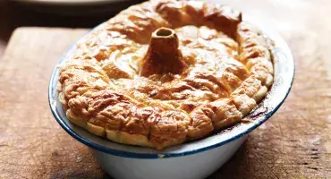 Dad’s Favourite Steak and Guinness Pie