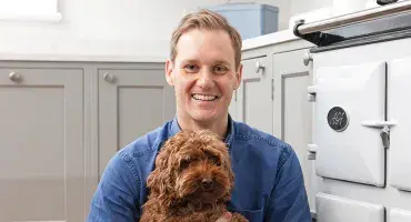 Dan Walker talks to AGA 