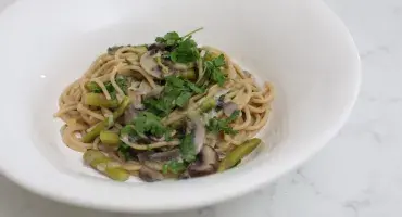One Pot Mushroom, Coconut & White Wine Pasta