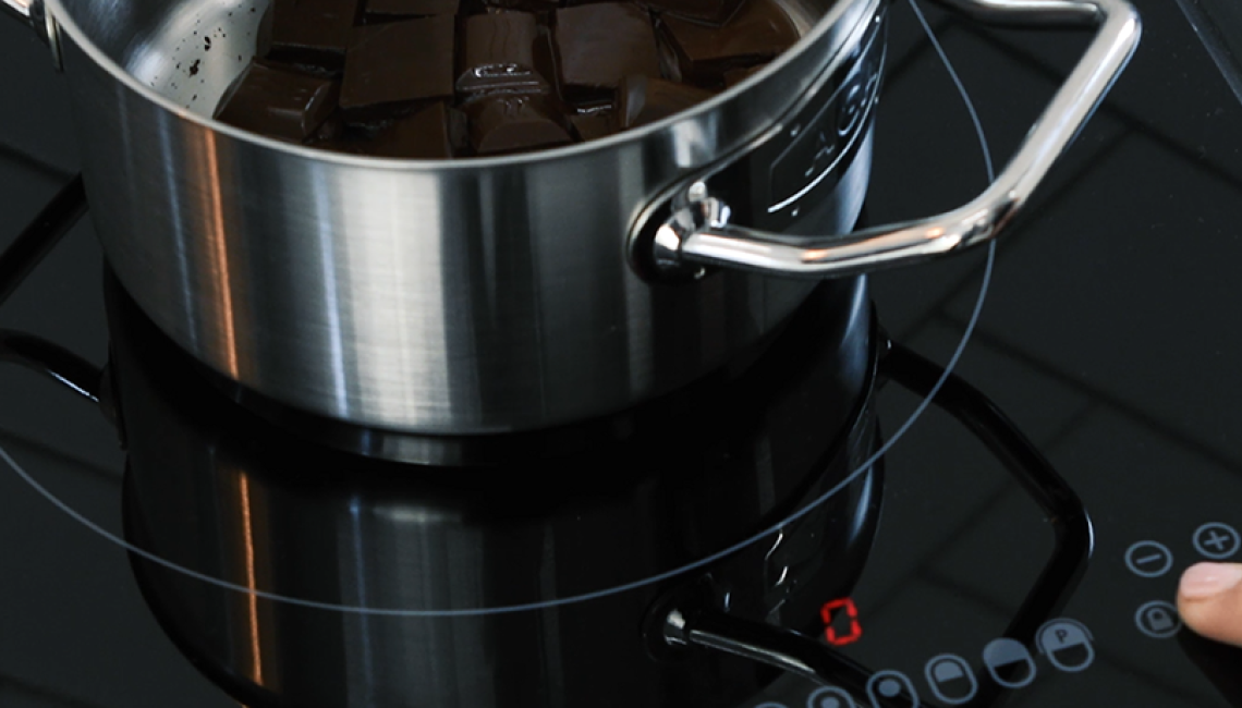 Induction Hob on the eR3 Series