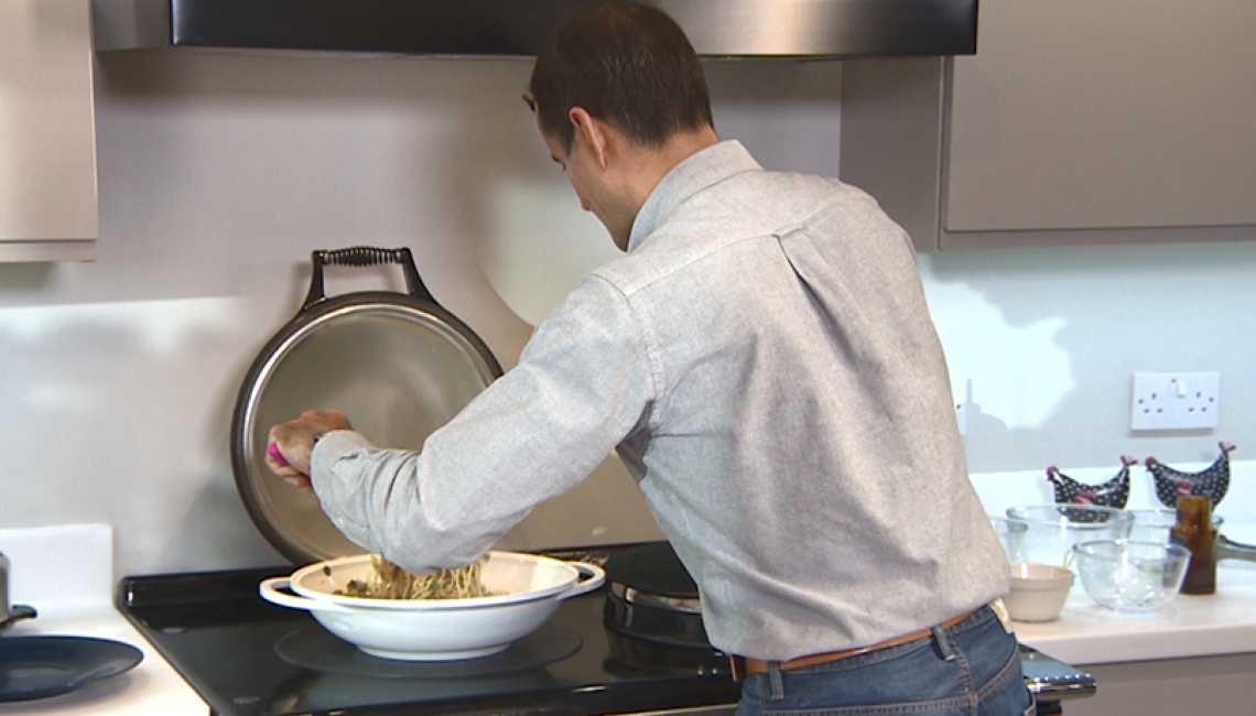 Making stir frys on an AGA