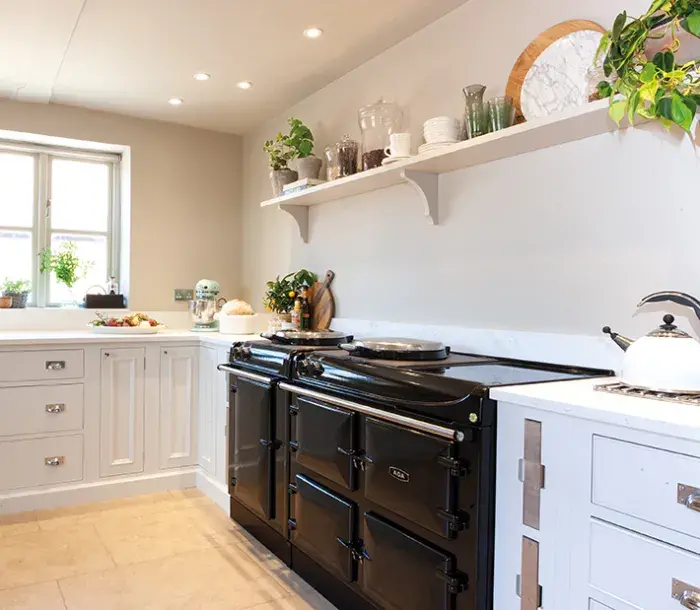 AGA eR3 Series in Pewter with pale cabinetry 