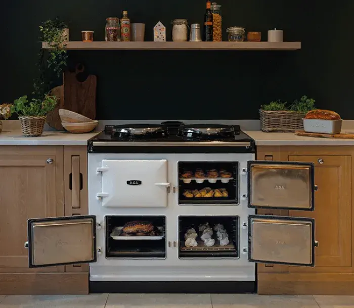 AGA 7 Series 100 in White 
