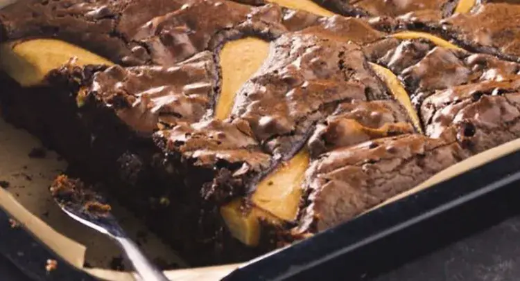 Chocolate & Pear Brownie 