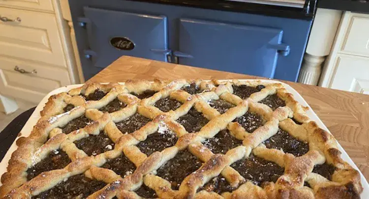 Mincemeat Linzer Torte
