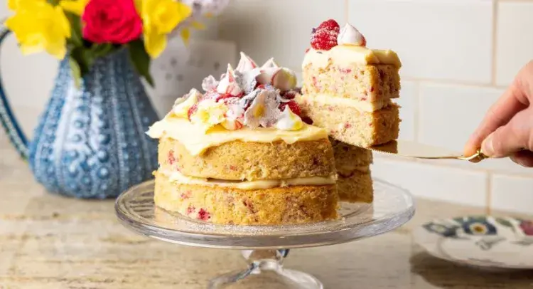 Raspberry and White Chocolate Cake Image